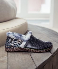 SOFFIA | Fish Scales Embossed Woolen Lined Leather Loafer - Black NEW ARRIVALS