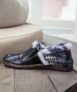 SOFFIA | Fish Scales Embossed Woolen Lined Leather Loafer - Black NEW ARRIVALS