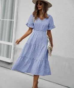 DY NEW ARRIVALS SHASTA Gingham Midi Dress - Blue