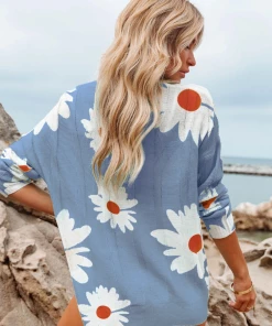 MY Smaibulun | Perforated Sunflower Patterned Knit Top - Blue New In Clothing