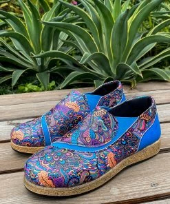 YL Blue Art Floral Color Comfortable Sip On Sneakers - En Bloom