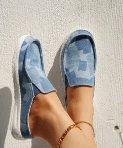 HT En Bloom | Blue Puzzle Print Canvas Boat Loafers Sip On Flats