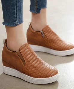 SMAIBULUN Sales 26 HT Hi-top Contrast Croc-Embossed Sneaker - EN BLOOM Sneaker & Athletic