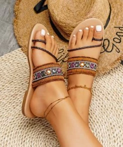 HT EN BLOOM | BOHO STRING THONG BROWN