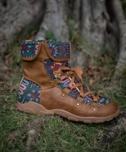 YL Shoes EN BLOOM | Geometric Combat Boot