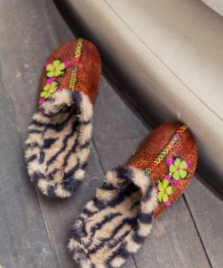 NEW ARRIVALS SOFFIA | Tiger Printed Wool Lined Applique Leather Slipper - Brown
