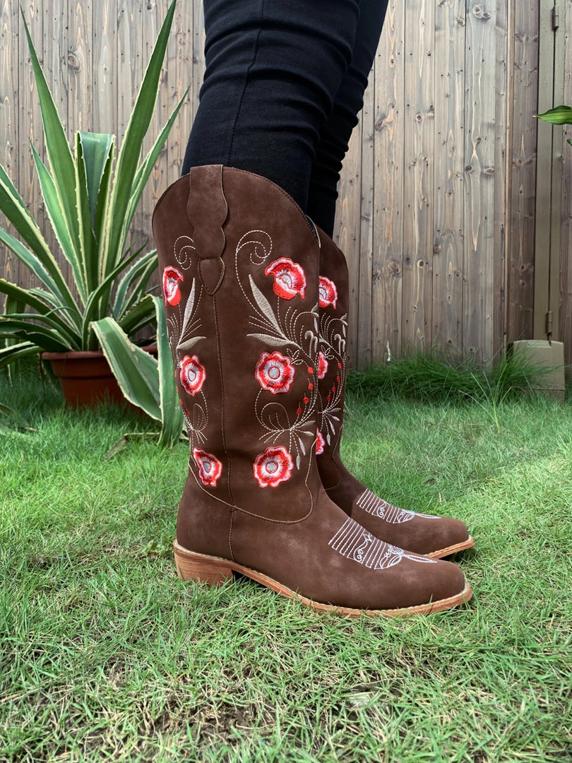 YL New In Shoes En Bloom | Brown Morning Glory Embroidered Cowboy Heel Boots 3 YL New In Shoes En Bloom | Brown Morning Glory Embroidered Cowboy Heel Boots
