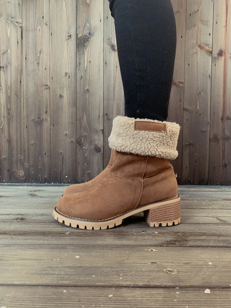 YL En Bloom | Brown Plush-Lined Fold-Over Boot New In Shoes 4 YL En Bloom | Brown Plush-Lined Fold-Over Boot New In Shoes