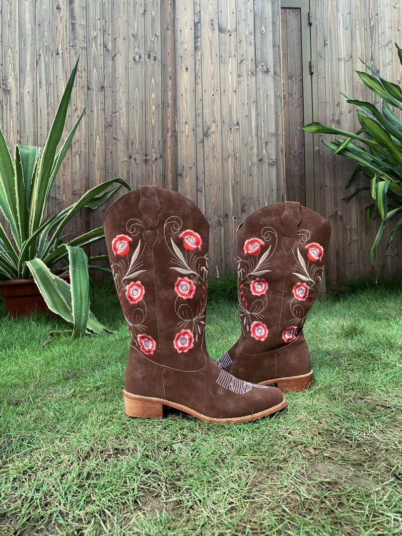 YL New In Shoes En Bloom | Brown Morning Glory Embroidered Cowboy Heel Boots 4 YL New In Shoes En Bloom | Brown Morning Glory Embroidered Cowboy Heel Boots