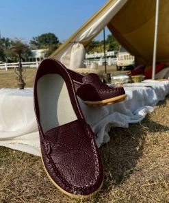 ATC Contrast-Stitch Leather Loafers - MAMA LOVE Shop Loafer