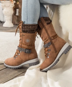 YL En Bloom | Brown Ribbed-Cuff Buckle-Strap Boot New In Shoes