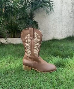 YL New In Shoes En Bloom | Brown Lipper Floral Embroidered Cowboy Knee Boots 13 YL New In Shoes En Bloom | Brown Lipper Floral Embroidered Cowboy Knee Boots