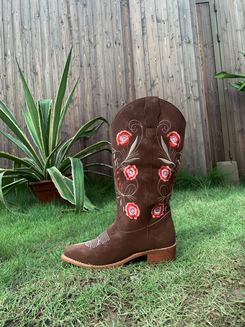 YL New In Shoes En Bloom | Brown Morning Glory Embroidered Cowboy Heel Boots 6 YL New In Shoes En Bloom | Brown Morning Glory Embroidered Cowboy Heel Boots