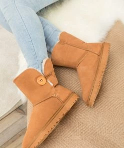 XH New In Shoes SMAIBULUN UGG™ | Faux Fur-Lined Classic Side Button Boots