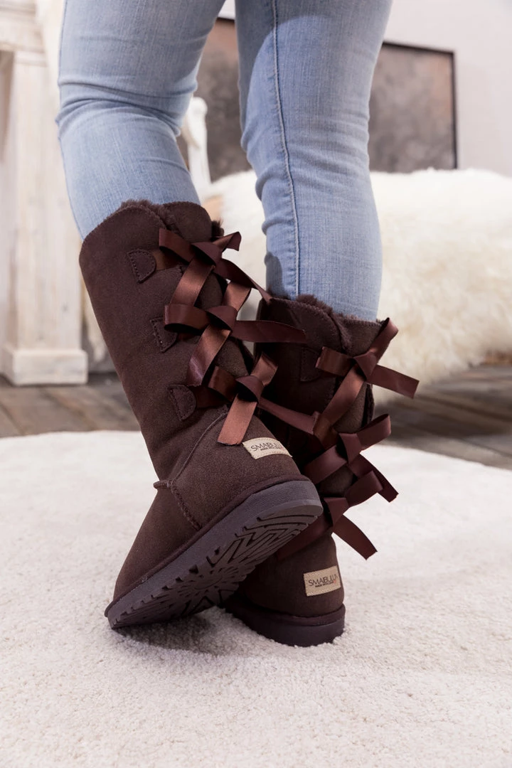 XH SMAIBULUN UGG™ | Triple Back-Bow Chocolate Leather Suede Boots New In Shoes 6 XH SMAIBULUN UGG™ | Triple Back-Bow Chocolate Leather Suede Boots New In Shoes