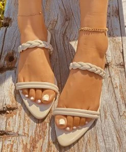 HT New In Shoes EN BLOOM | CREAM TRI-STRAP SLIDES