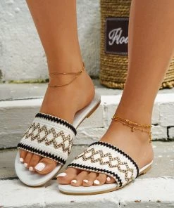 HT New In Shoes En Bloom | SAPPHIRE CREAM EMBROIDERED SLIDES