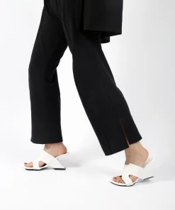 Jady Rose JADYROSE | GIVEN CREAM LEATHER OPEN TOE SLIDE New In Shoes 10 Jady Rose JADYROSE | GIVEN CREAM LEATHER OPEN TOE SLIDE New In Shoes