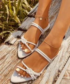 HT NEW ARRIVALS EN BLOOM | LUCK DOUBLE TIES STRAP SLIDES - CREAM