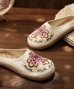 TC S/S 2022 Flower Abstract Embroidered Mules - Cactus Rose
