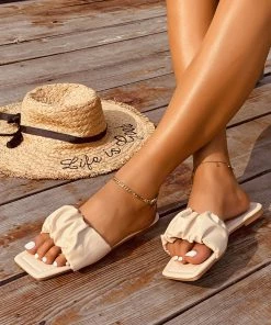 HT New In Shoes En Bloom | Cream Gathered Upper Flat Slides Sandals