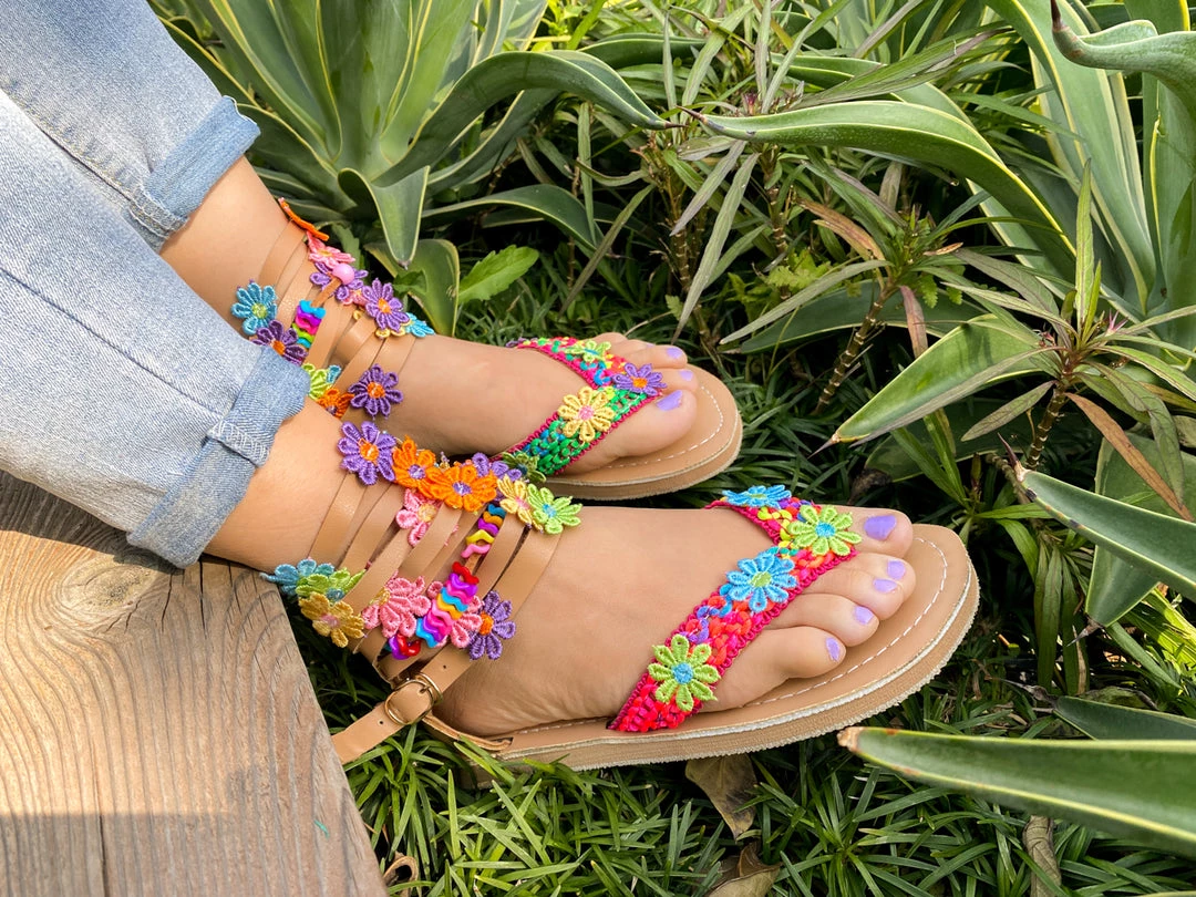 YL Colorful Floral Trimmed Gladiator Flat Sandals - EN BLOOM Shop Sandals 4 YL Colorful Floral Trimmed Gladiator Flat Sandals - EN BLOOM Shop Sandals