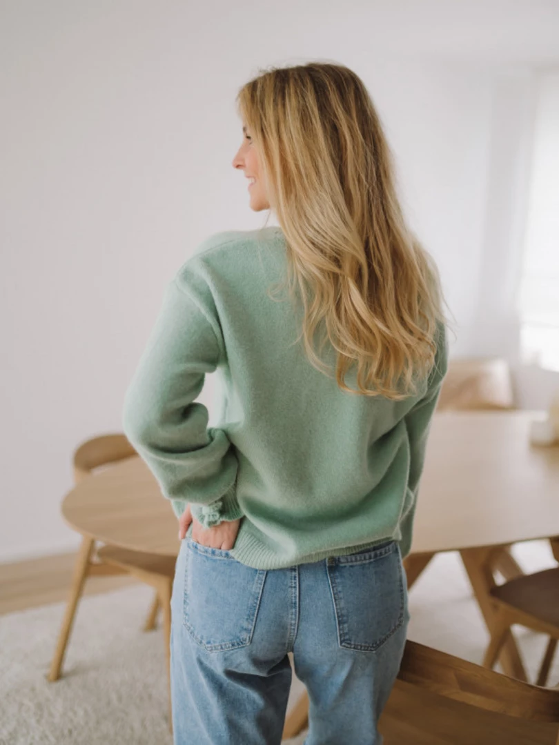 MY Smaibulun Doll | DARIUS Drop Shoulder V-neck Knit Top - Green 5 MY Smaibulun Doll | DARIUS Drop Shoulder V-neck Knit Top - Green