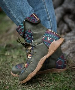 YL Shoes EN BLOOM | Geometric Combat Boot