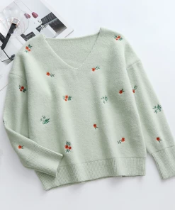 MY New In Clothing Smaibulun | Green Oversize V-neck Daisy Embroidered Knit Sweater