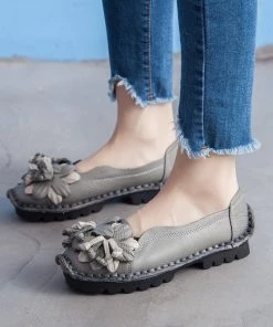 XR Perforated Flower Deco Head Leather Flats Loafers - Rumour Has It Shop Loafer