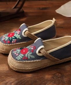 TC New In Shoes Blossom Embroidered Linen Round Toe Espadrilles Sneakers - Cactus Rose