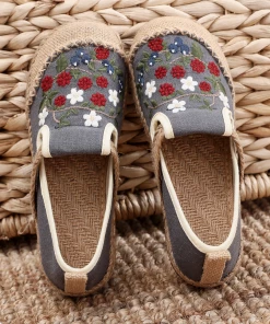TC Cactus Rose | Berry Daisy Embroidered Linen Espadrilles Loafers Sneakers- Grey New In Shoes