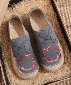 TC Cactus Rose | Wreath Floral Embroidered Linen Boat Shoe - Grey New In Shoes 9 TC Cactus Rose | Wreath Floral Embroidered Linen Boat Shoe - Grey New In Shoes