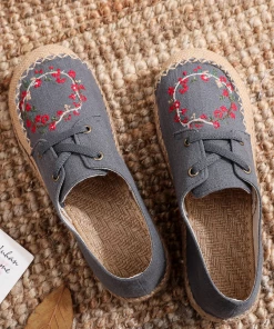 TC Cactus Rose | Wreath Floral Embroidered Linen Boat Shoe - Grey New In Shoes 10 TC Cactus Rose | Wreath Floral Embroidered Linen Boat Shoe - Grey New In Shoes