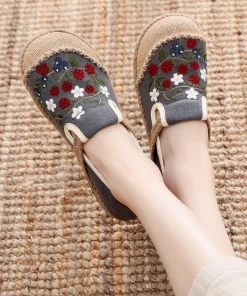 TC Cactus Rose | Berry Daisy Embroidered Linen Espadrilles Loafers Sneakers- Grey New In Shoes