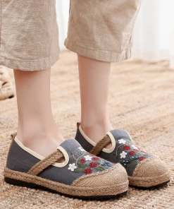 TC Cactus Rose | Berry Daisy Embroidered Linen Espadrilles Loafers Sneakers- Grey New In Shoes