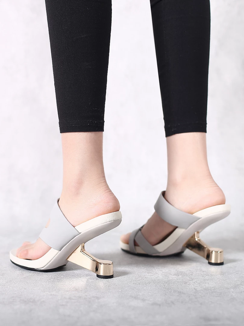 Jady Rose JadyRose | Grey Criss-Cross Toe Elevator Heel Leather Slides New In Shoes 7 Jady Rose JadyRose | Grey Criss-Cross Toe Elevator Heel Leather Slides New In Shoes