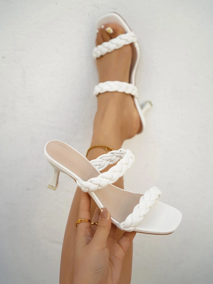 HT En Bloom | WHITE REVERE Kitten Heels Slides NEW ARRIVALS 1 HT En Bloom | WHITE REVERE Kitten Heels Slides NEW ARRIVALS