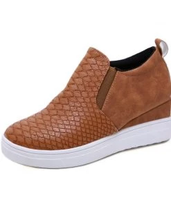 HT Hi-top Contrast Croc-Embossed Sneaker - EN BLOOM Sneaker & Athletic