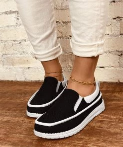 HT NEW ARRIVALS En Bloom | Black Canvas Upper Loafer