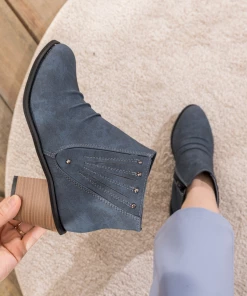 HYHE EN BLOOM | Navy Ruched Low Ankle Boots