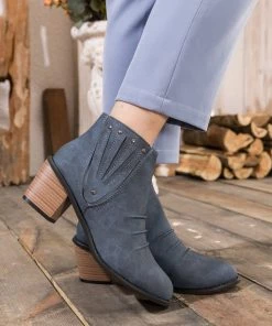 HYHE EN BLOOM | Navy Ruched Low Ankle Boots 12 HYHE EN BLOOM | Navy Ruched Low Ankle Boots