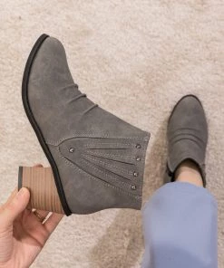 HYHE EN BLOOM | Grey Ruched Low Ankle Boots