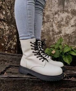 YL New In Shoes En Bloom | Classic Martin Boot - White