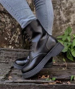 YL New In Shoes En Bloom | Classic Martin Boot - Black