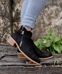 YL En Bloom | Black Side Zipper Low Ankle Boot Boots