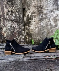 YL En Bloom | Black Side Zipper Low Ankle Boot Boots