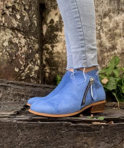 YL En Bloom | Blue Side Zipper Low Ankle Boot