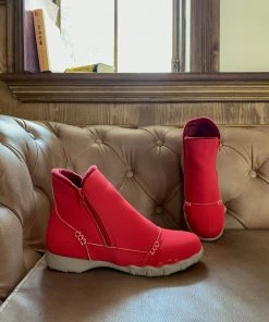 YL En Bloom | Red Plush-Lined Low Ankle Boot