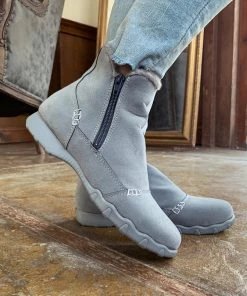YL En Bloom | Grey Plush-Lined Low Ankle Boot New In Shoes 11 YL En Bloom | Grey Plush-Lined Low Ankle Boot New In Shoes